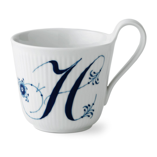 Royal Copenhagen Blue Fluted Plain Alphabet -muki 33 cl H