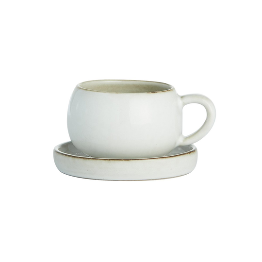 Lene Bjerre Amera espressokuppi aluslautasella White sands
