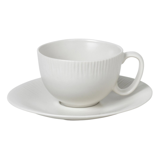 Broste Copenhagen Sandvig kuppi aluslautasella soft white 12,5 cl